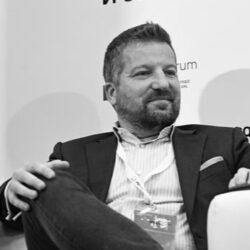 Akos_Bona_EUA_Learning_Innovation___AI_The_Global_Green_Deal_SwissCognitive_World-Leading-AI_Network Akos_Bona_EUA_Learning_Innovation___AI_The_Global_Green_Deal_SwissCognitive_World-Leading-AI_Network