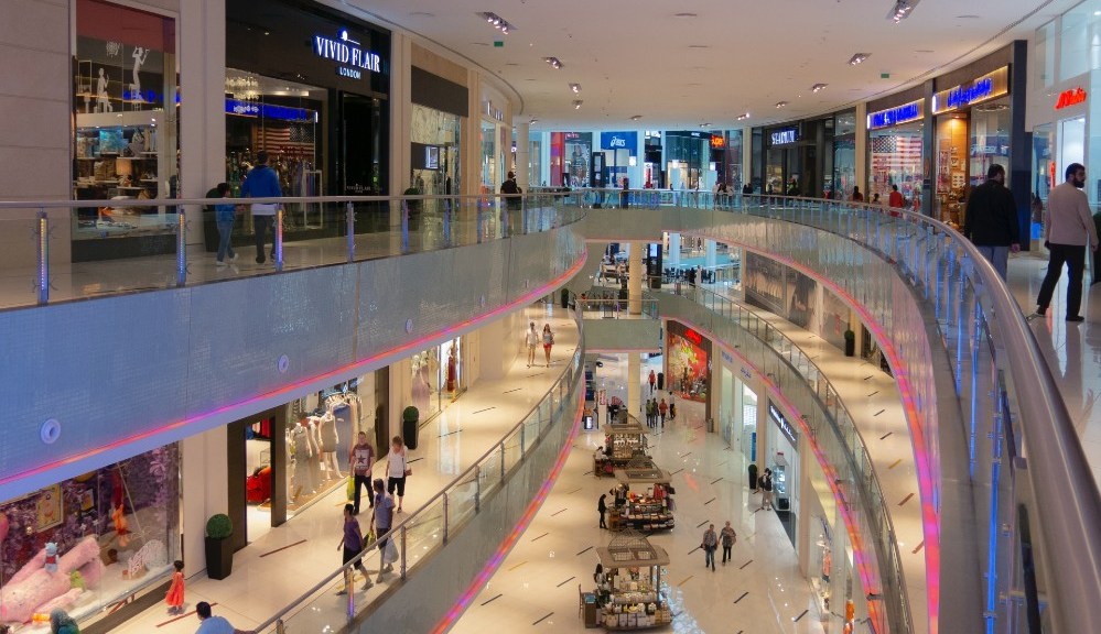How AI Is Helping Retailers This Holiday Season